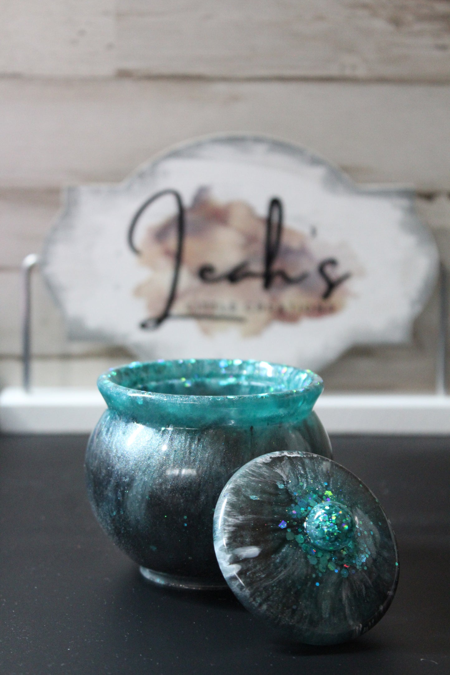 Teal & Black Pot with glitter